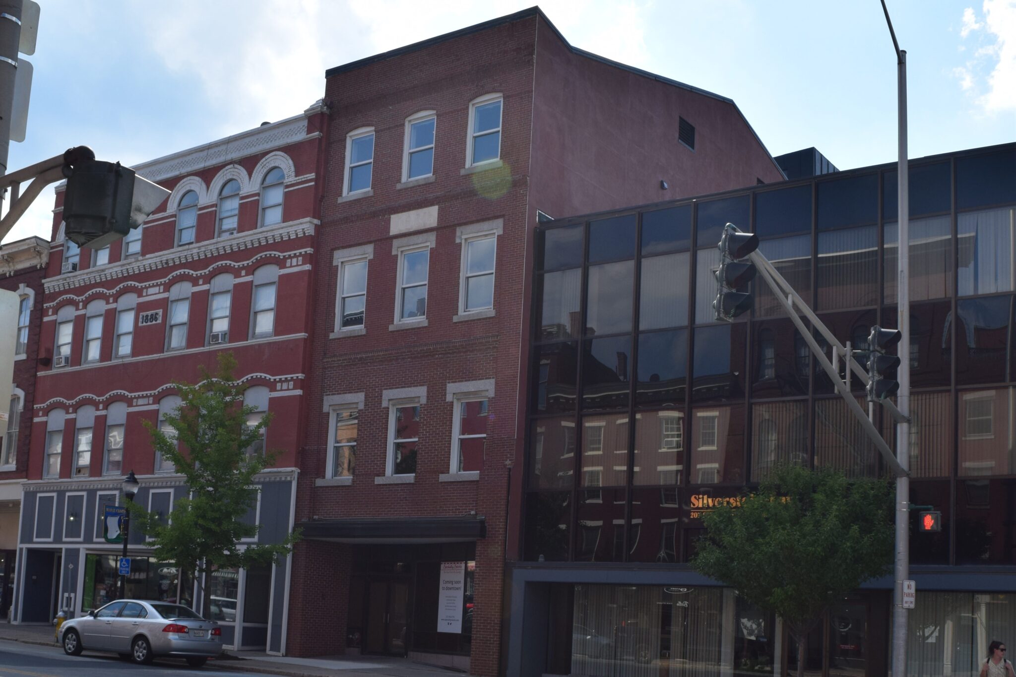 31 Main Street Circular Block